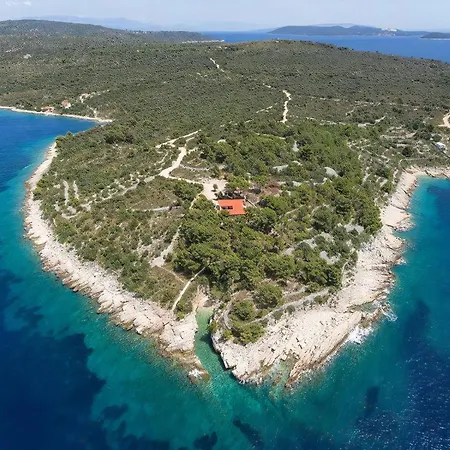 Ferienvilla Centovi Dvori Mitten Im Pinienwald Prázdninový dům *